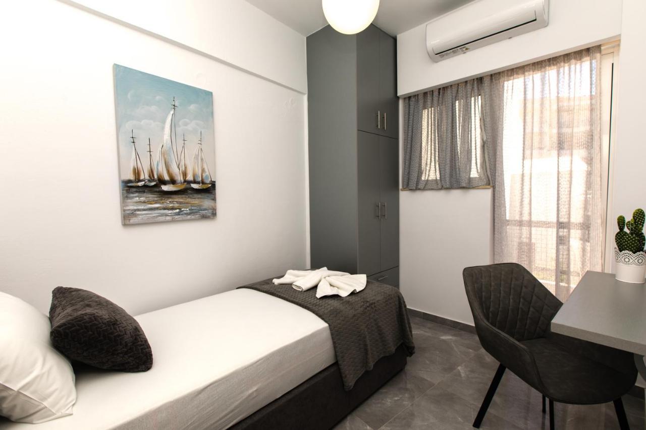 Luxury Shades Of Gray Apartment 罗希姆诺 外观 照片